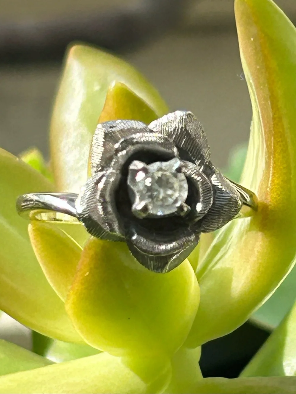 Vintage 14k white gold 0.25-0.30 carat diamond rose flower ring size 5.50